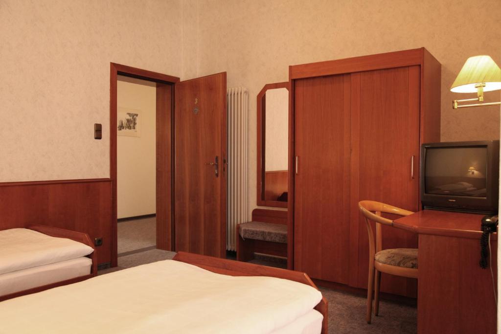 Ackfeld Hotel-Restaurant Bueren  Rom bilde